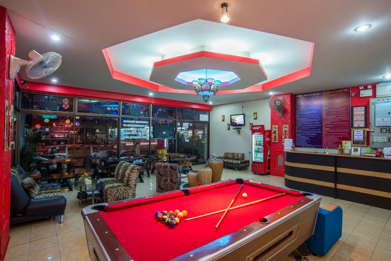 Pattaya Holiday Lodge