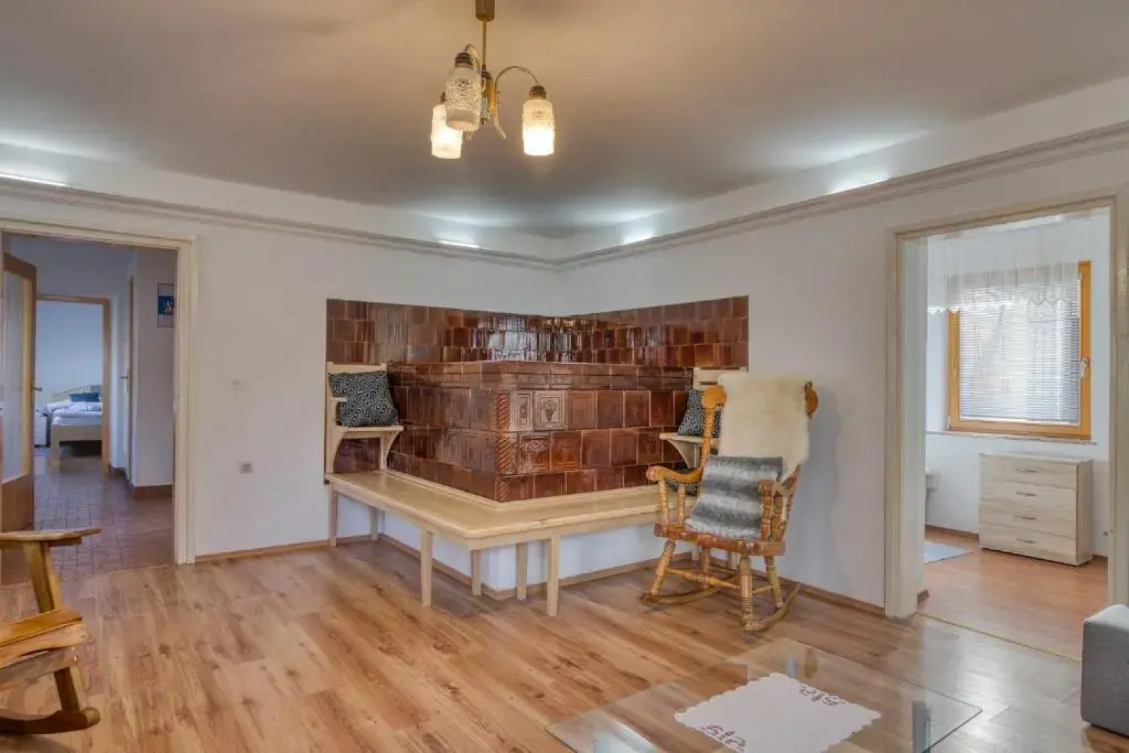 Farmhouse Blackberry Pool Wellness