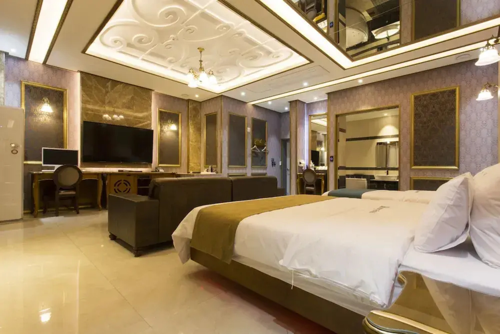 Myeongpum Drive-in Hotel