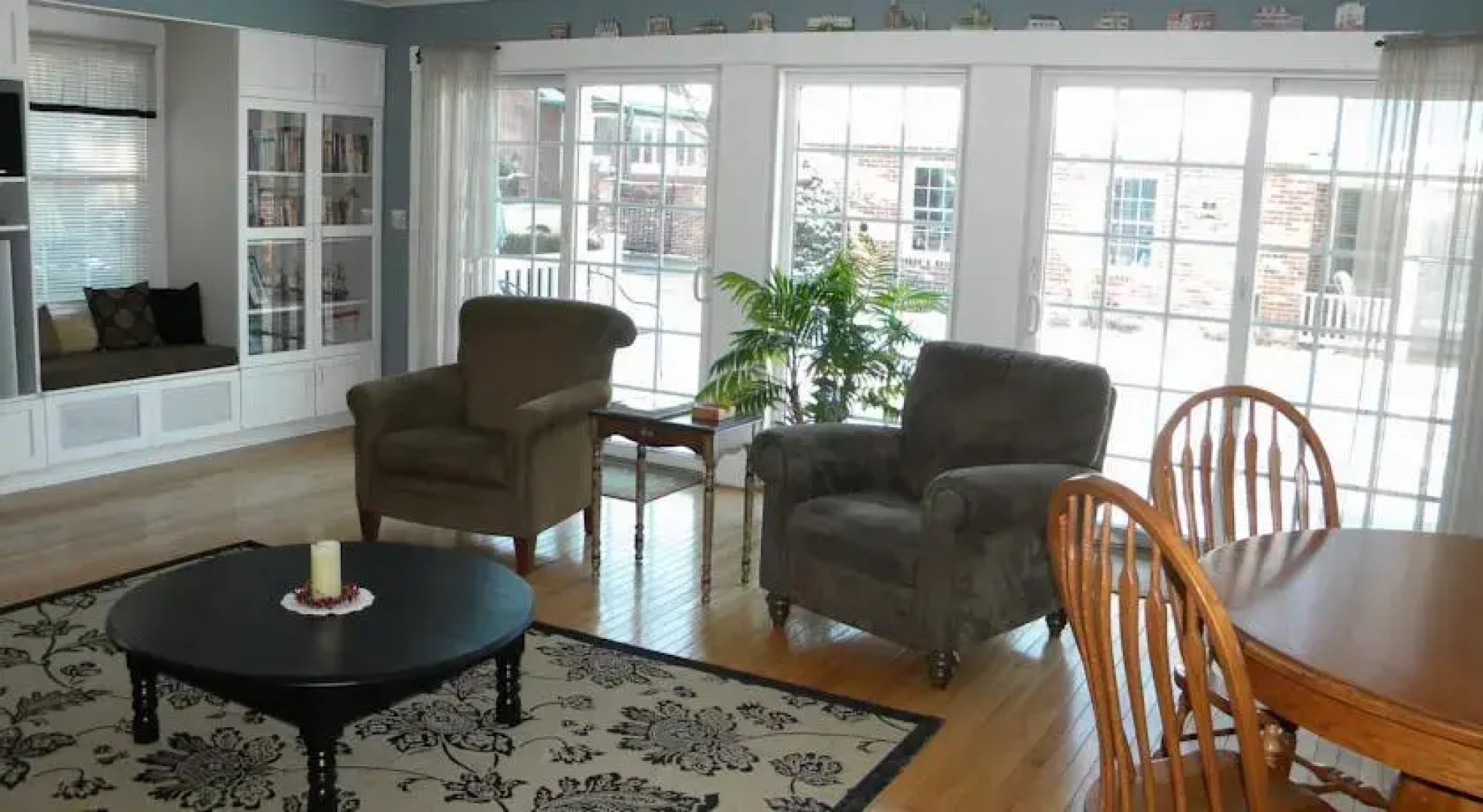 Somewhere Inn Time Bed & Breakfast