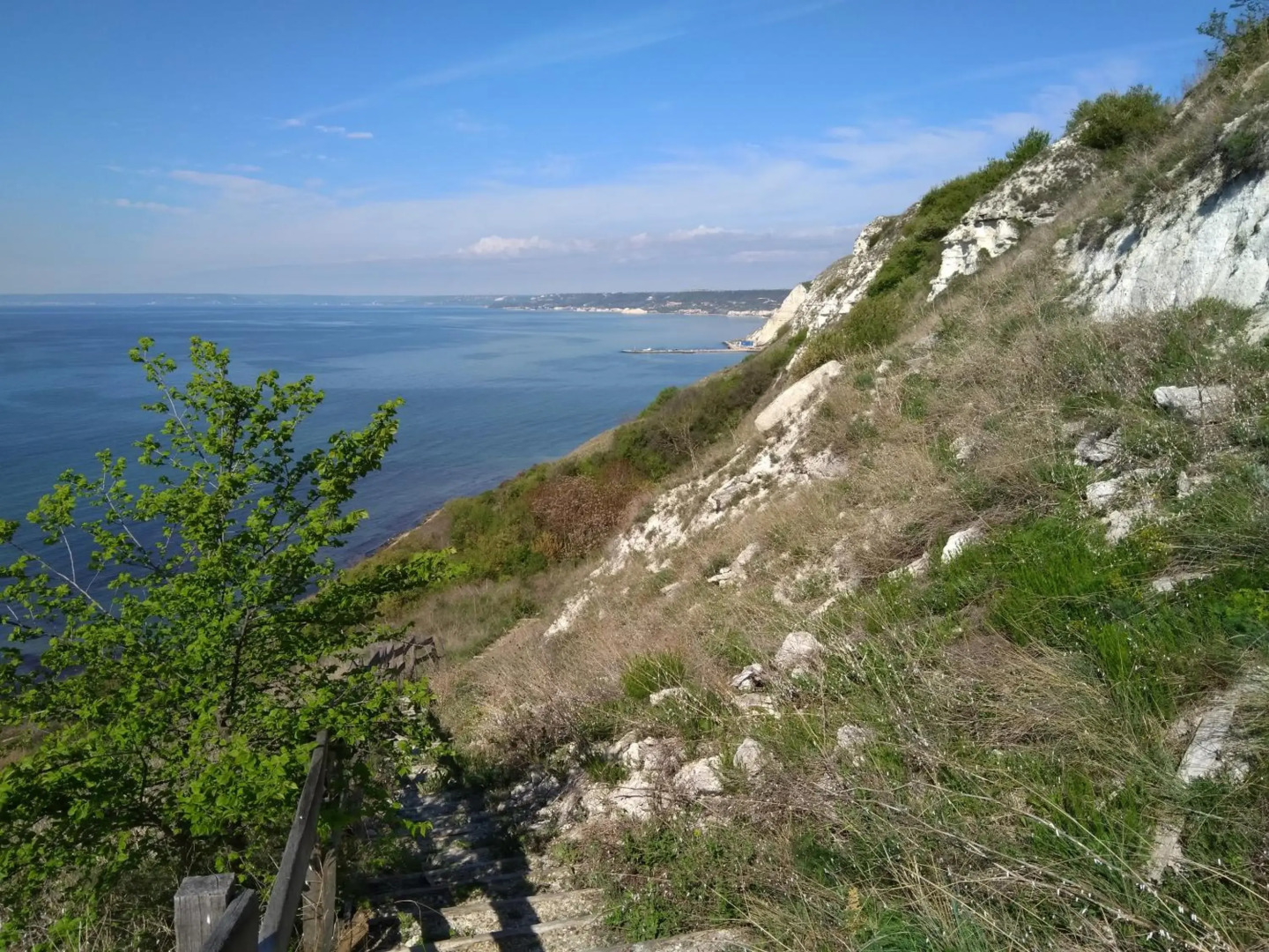 Private Apartment A12 in July Morning Seaside Resort