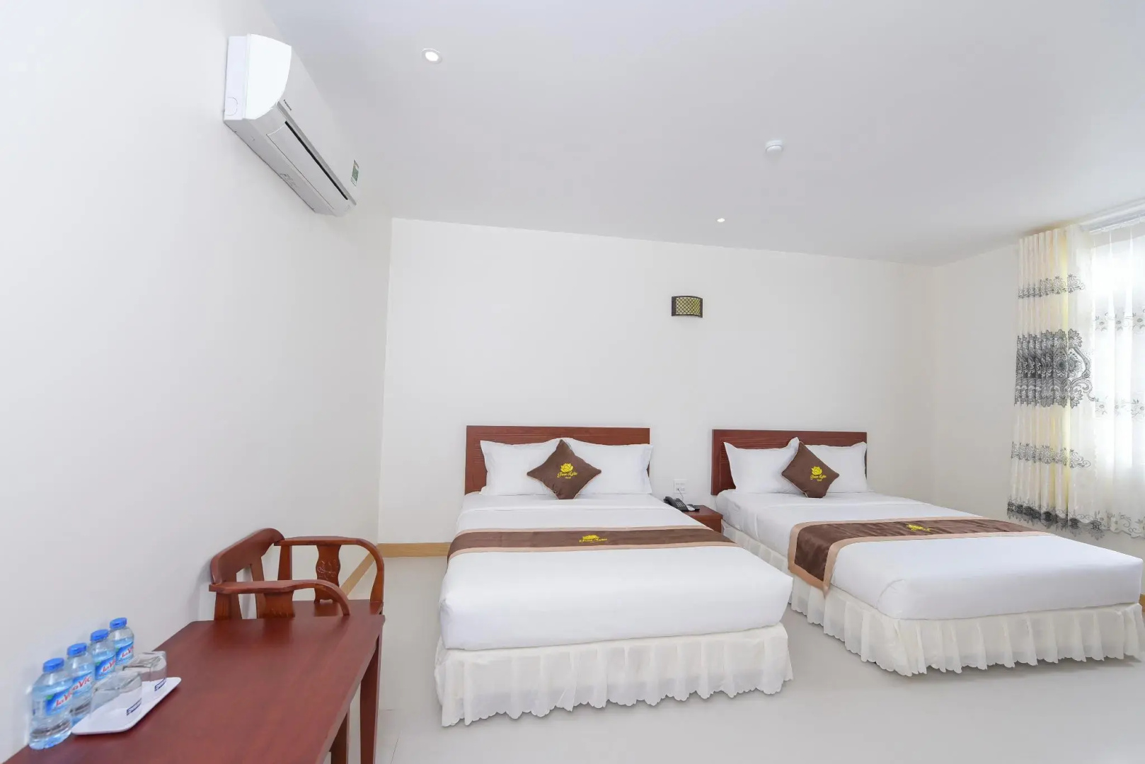 Green Lotus Hotel