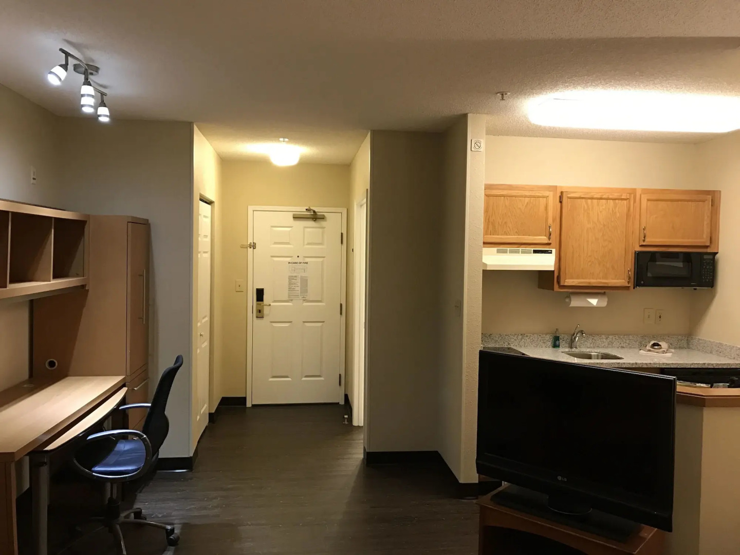 Hawthorn Suites by Wyndham Louisville North