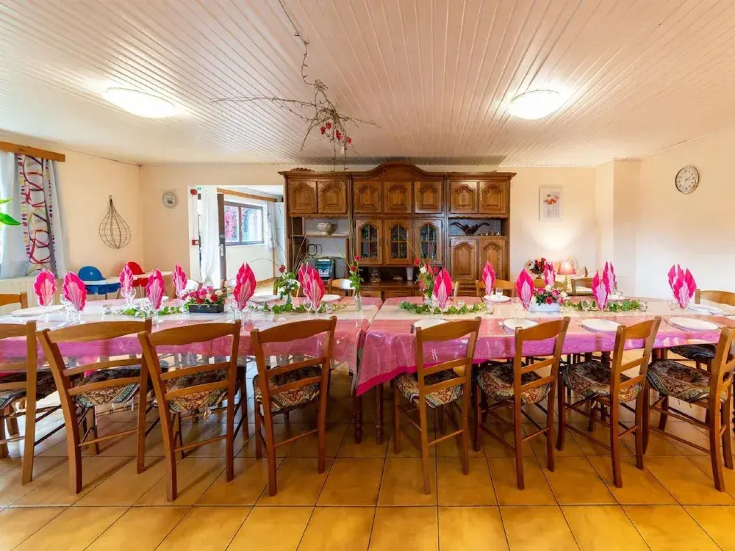 Holiday Home in Montleban With Sauna