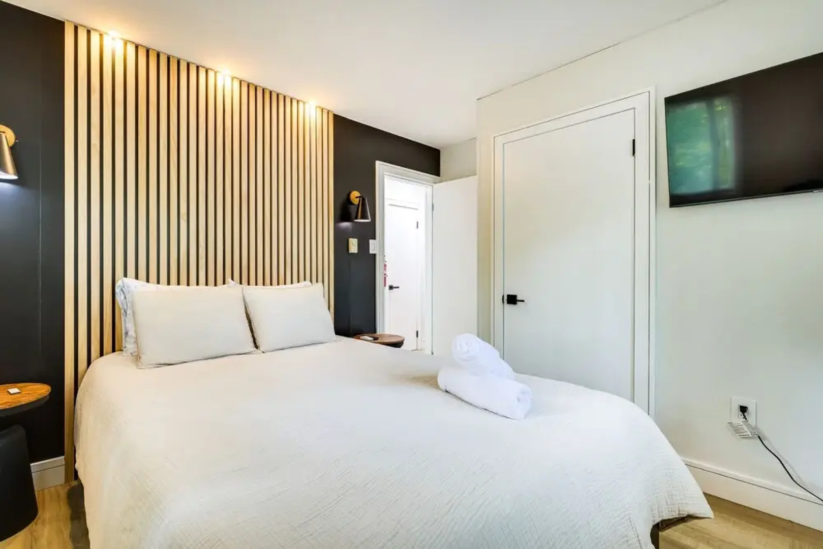 Lake Access, Fire Pit & Game Room: Poconos Gem