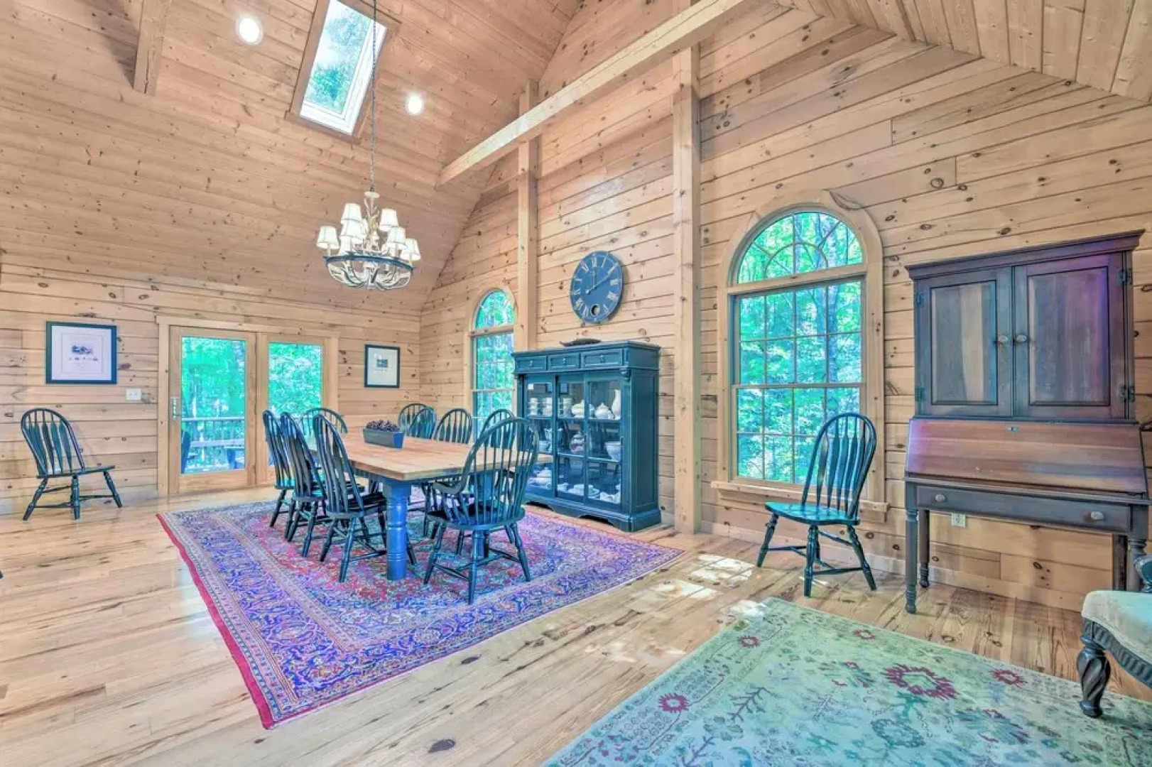 Luxury Cabin w/ Deck < 5 Miles to Sapphire Valley!
