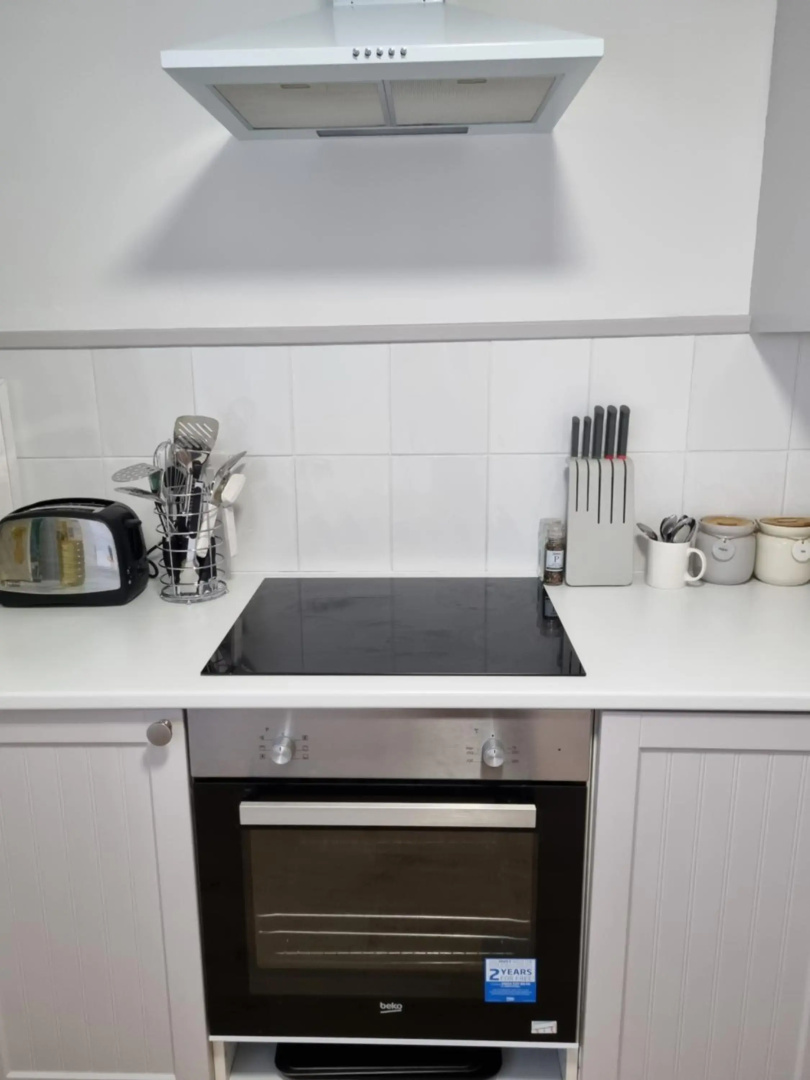 Visit Seaford Apartment - 4 Bedroom - Sleeps 9