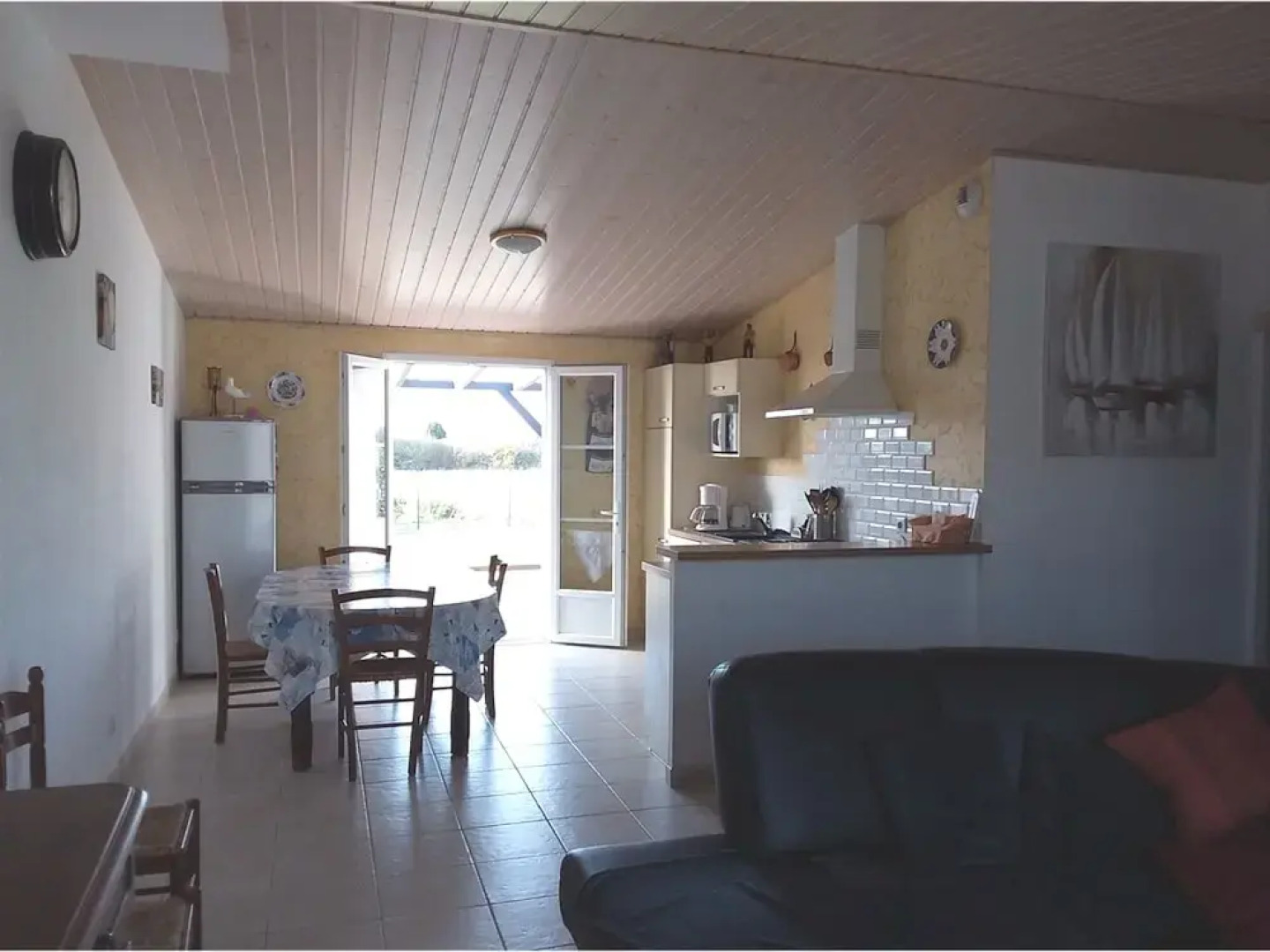 House With 3 Bedrooms in Beauvoir-sur-mer, With Enclosed Garden - 8 km