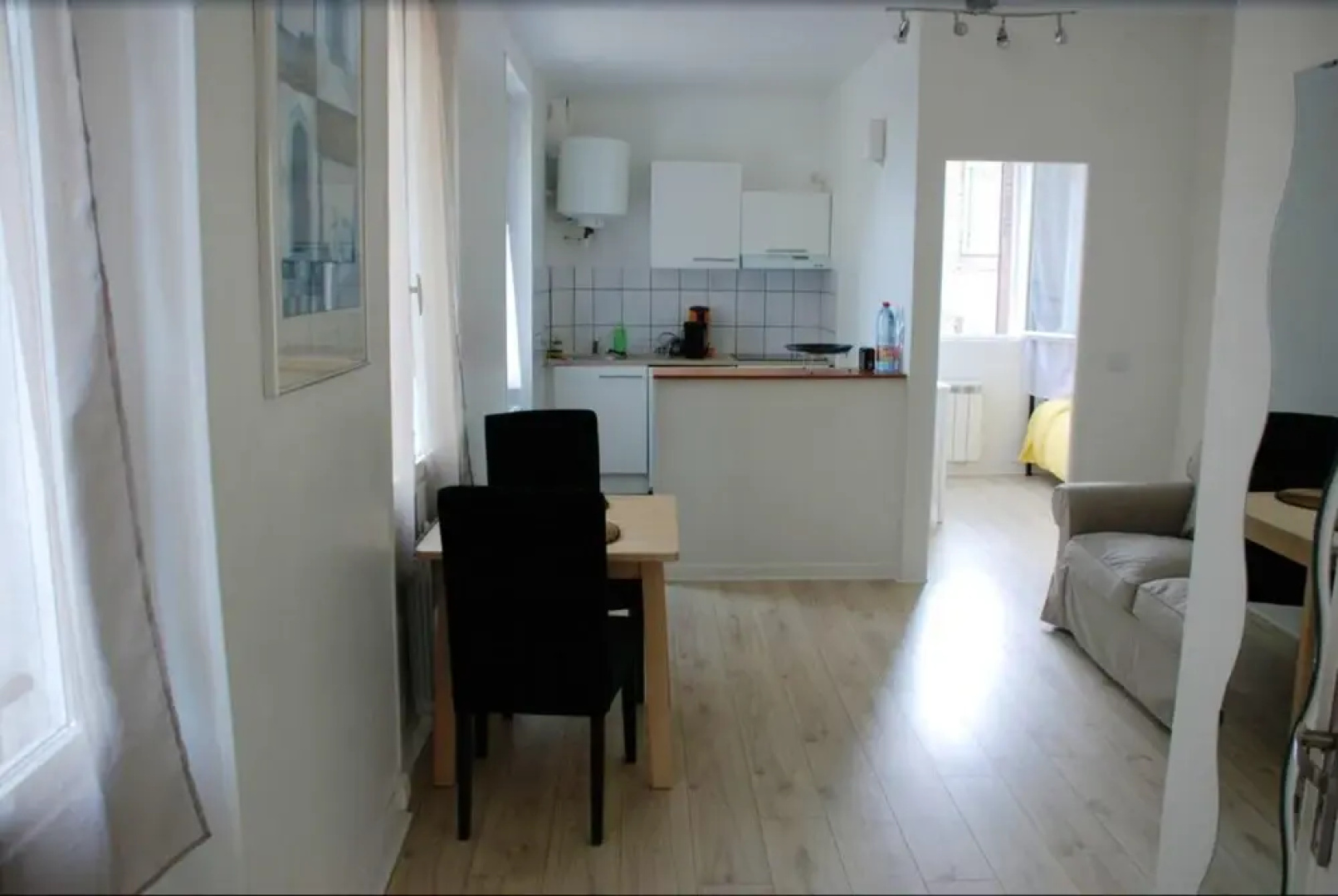 House With one Bedroom in Rosny-sous-bois, With Wonderful City View and Wifi