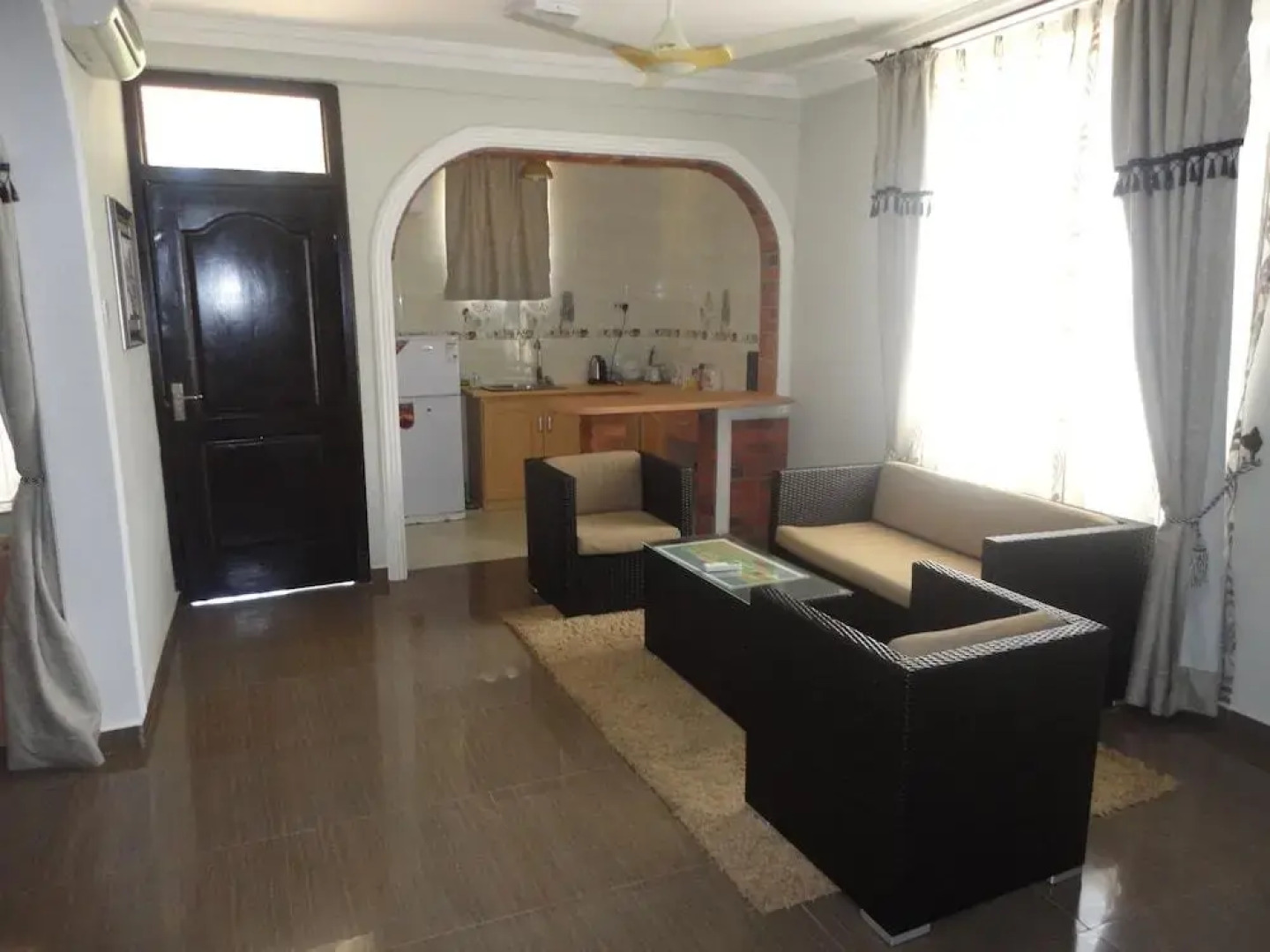 Tenack Beach Resort & Hotel