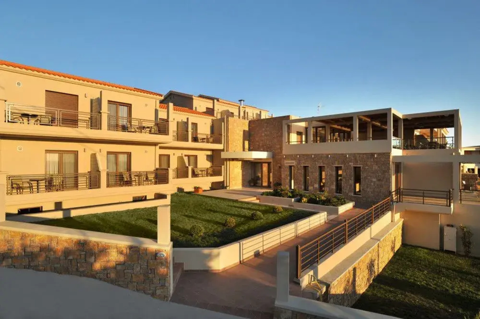 Hotel Porto Plaza Beach Resort