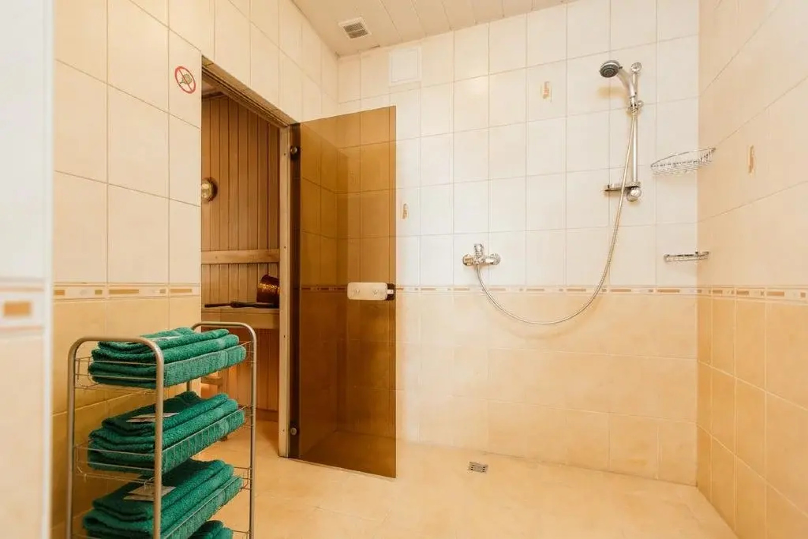 Комплекс апартаментов Серебро Онеги