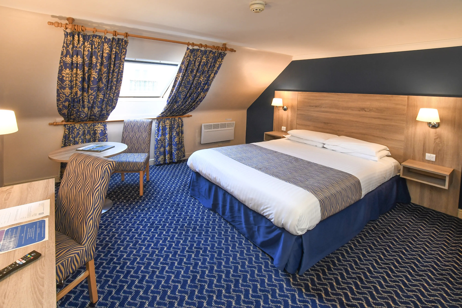 The Queens Hotel & Victoria Cloisters