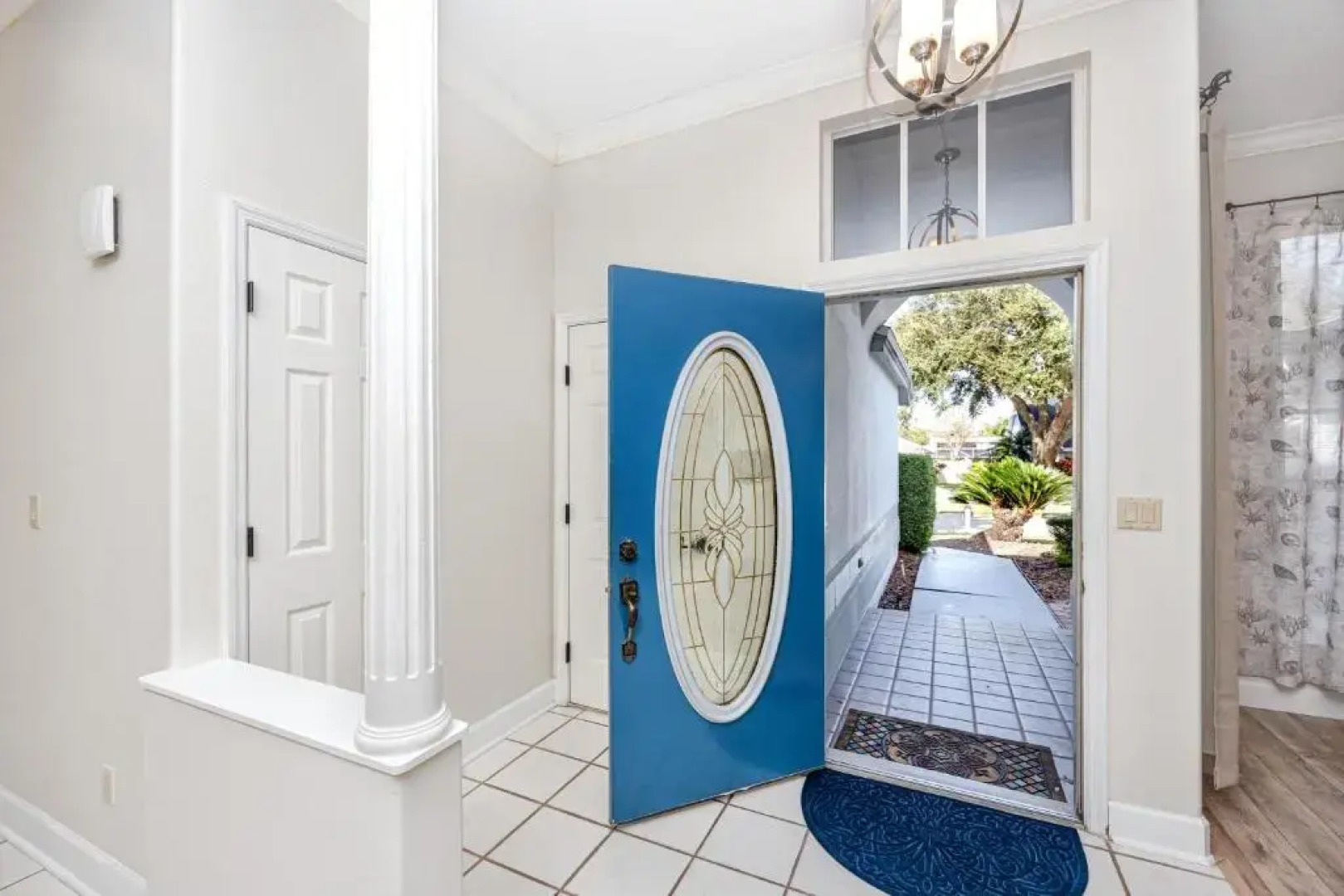 #3 Large 4 Bedroom 3 Bathroom Vacation House With Heated Swimming Pool