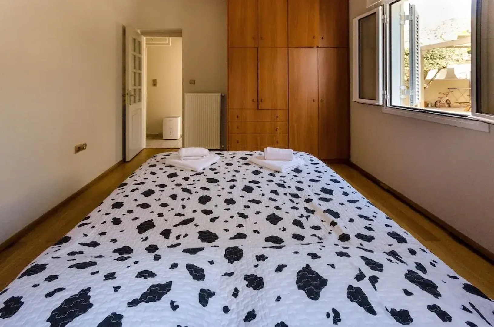 Glyfada  Aquarius Big Garden Villa