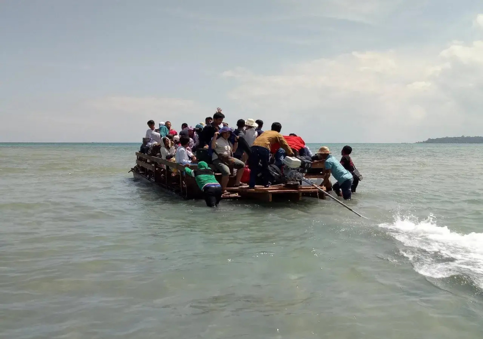 Koh Rong Love Resort - Hostel