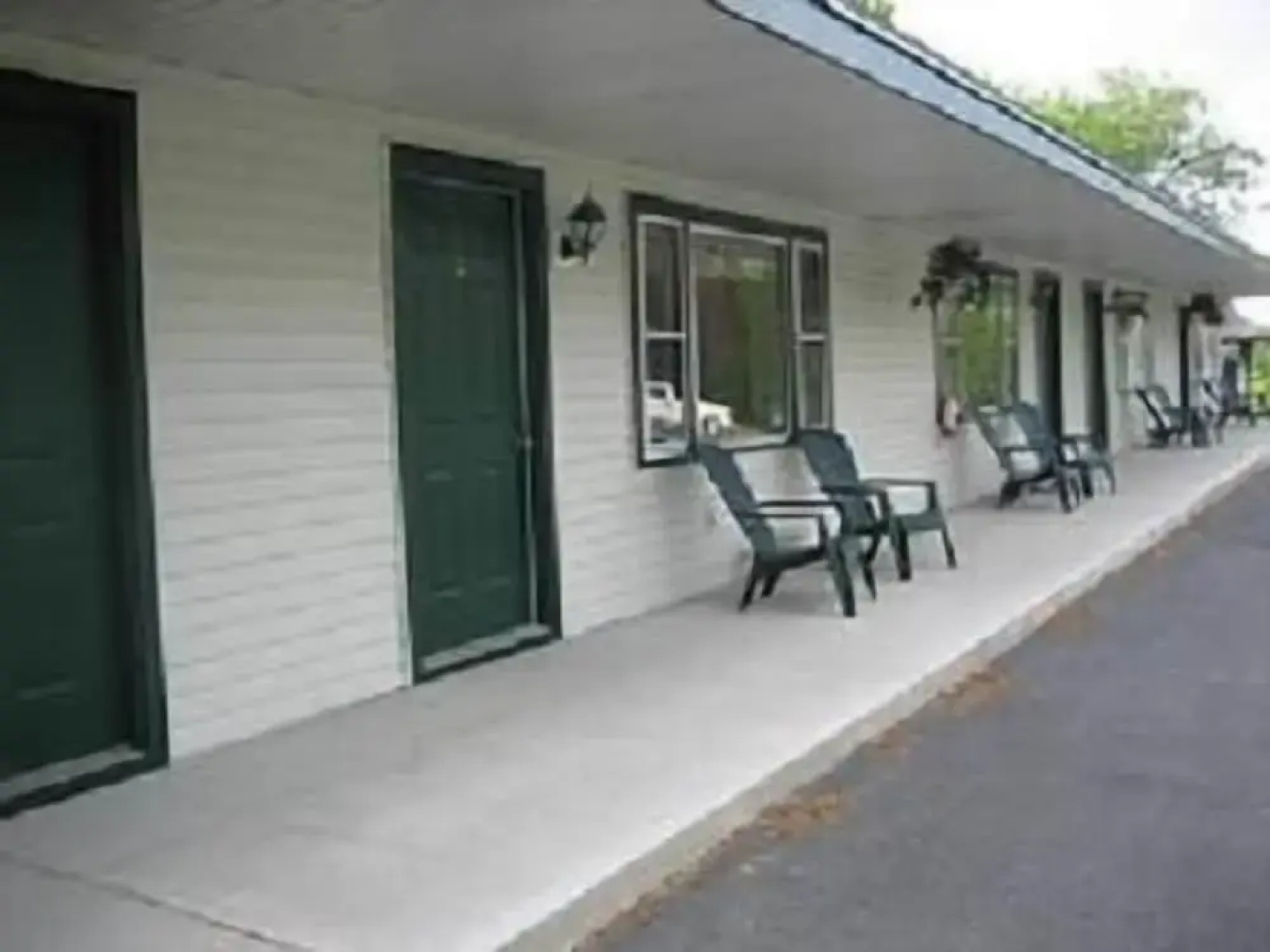 Spring Motor Inn