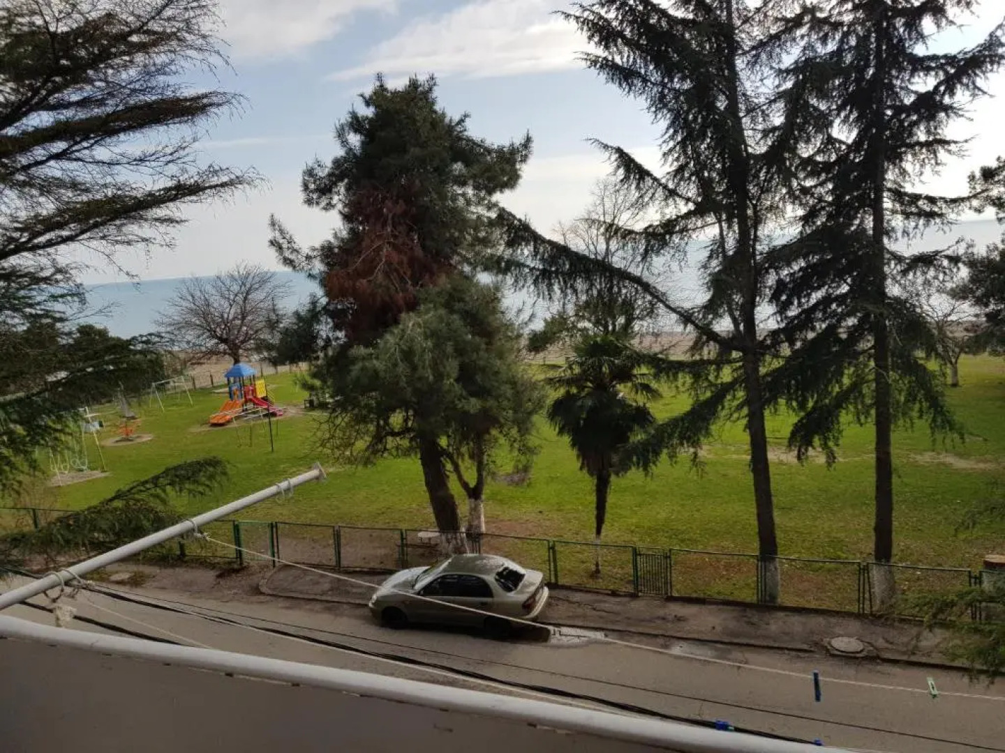 Ldzaa 1komn. kv. na beregu morja