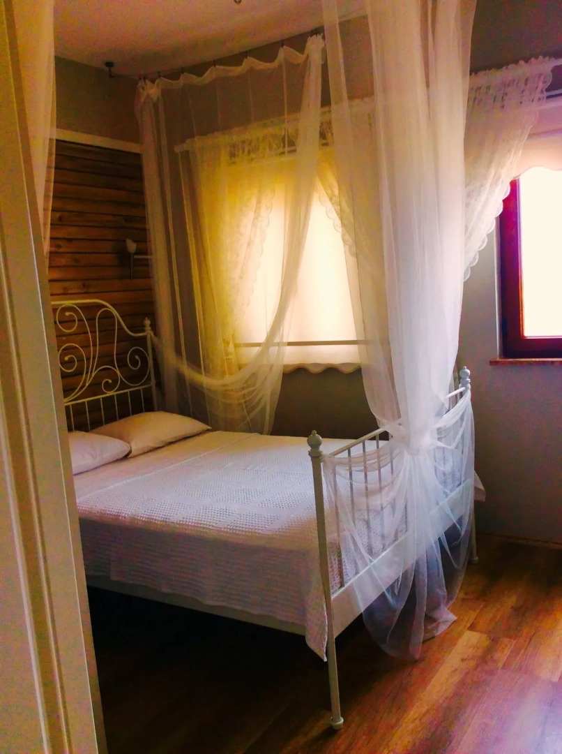 Karina Vineyard House