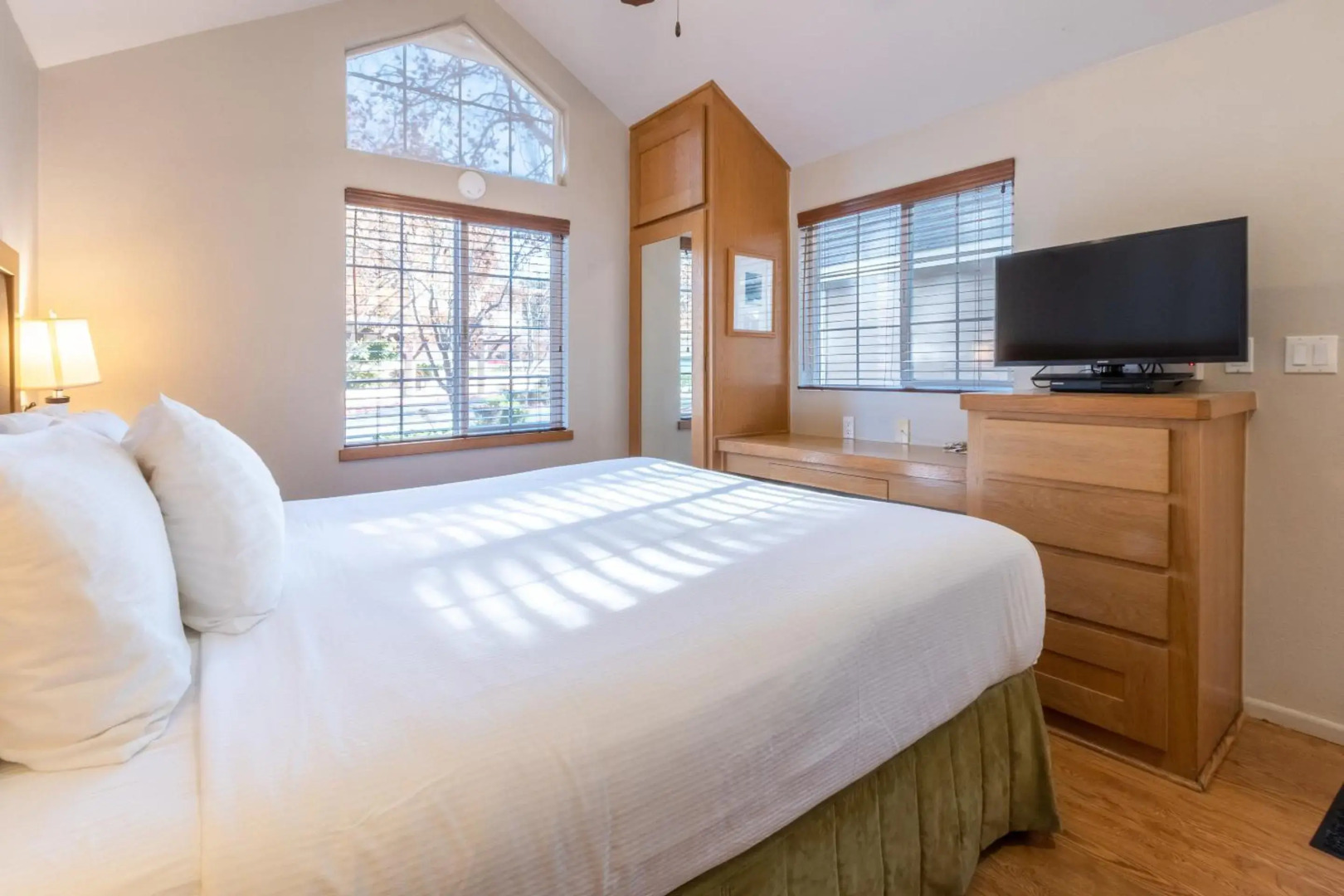 RiverPointe Napa Valley Resort