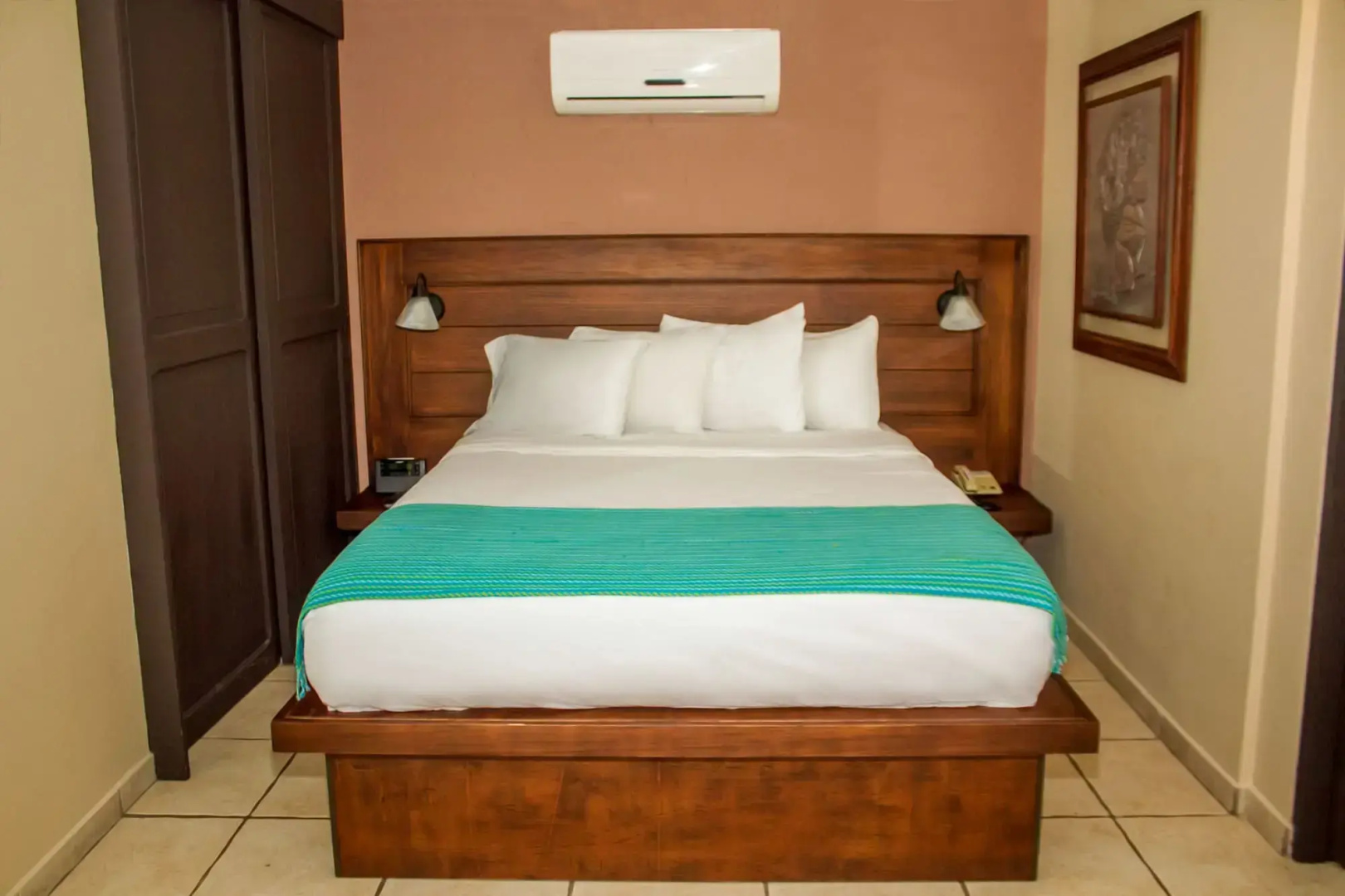 La Riviera Hotel B&B