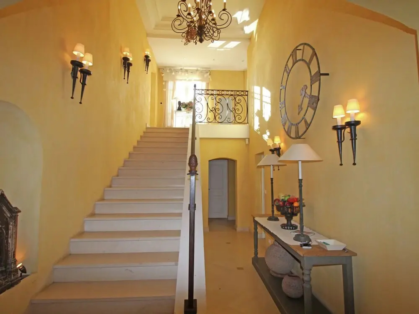 Beautiful Villa with Swimming Pool in Cavalaire-sur-Mer