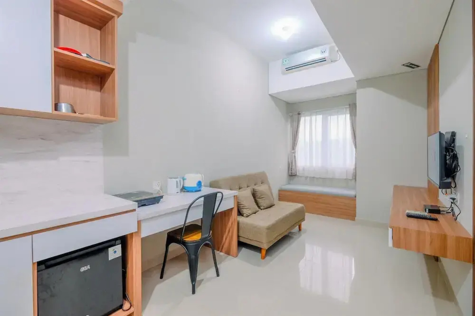 Modern Look 1BR at LRT City Sentul - Royal Sentul Park Apartment