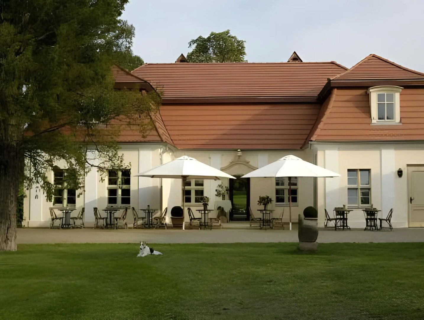 Schloss und Gut Liebenberg