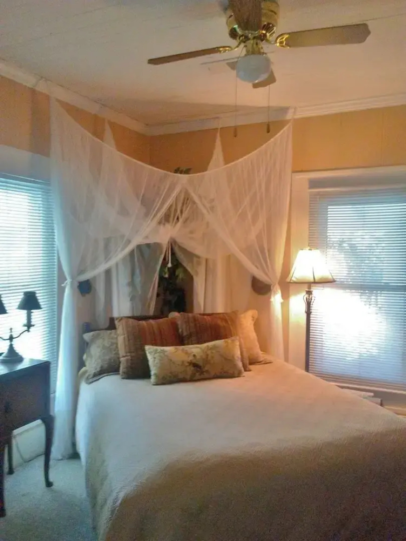 The Old Carrabelle Hotel