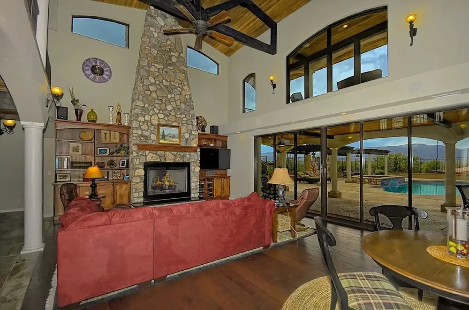 Sorelle Vineyard 5BR by Casago