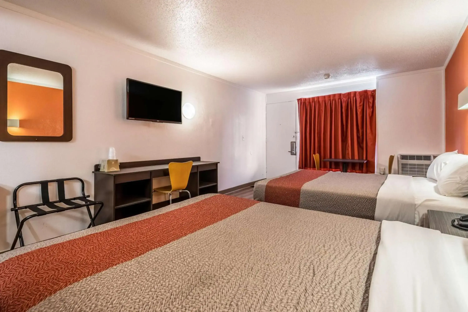 Motel 6 Schenectady, NY