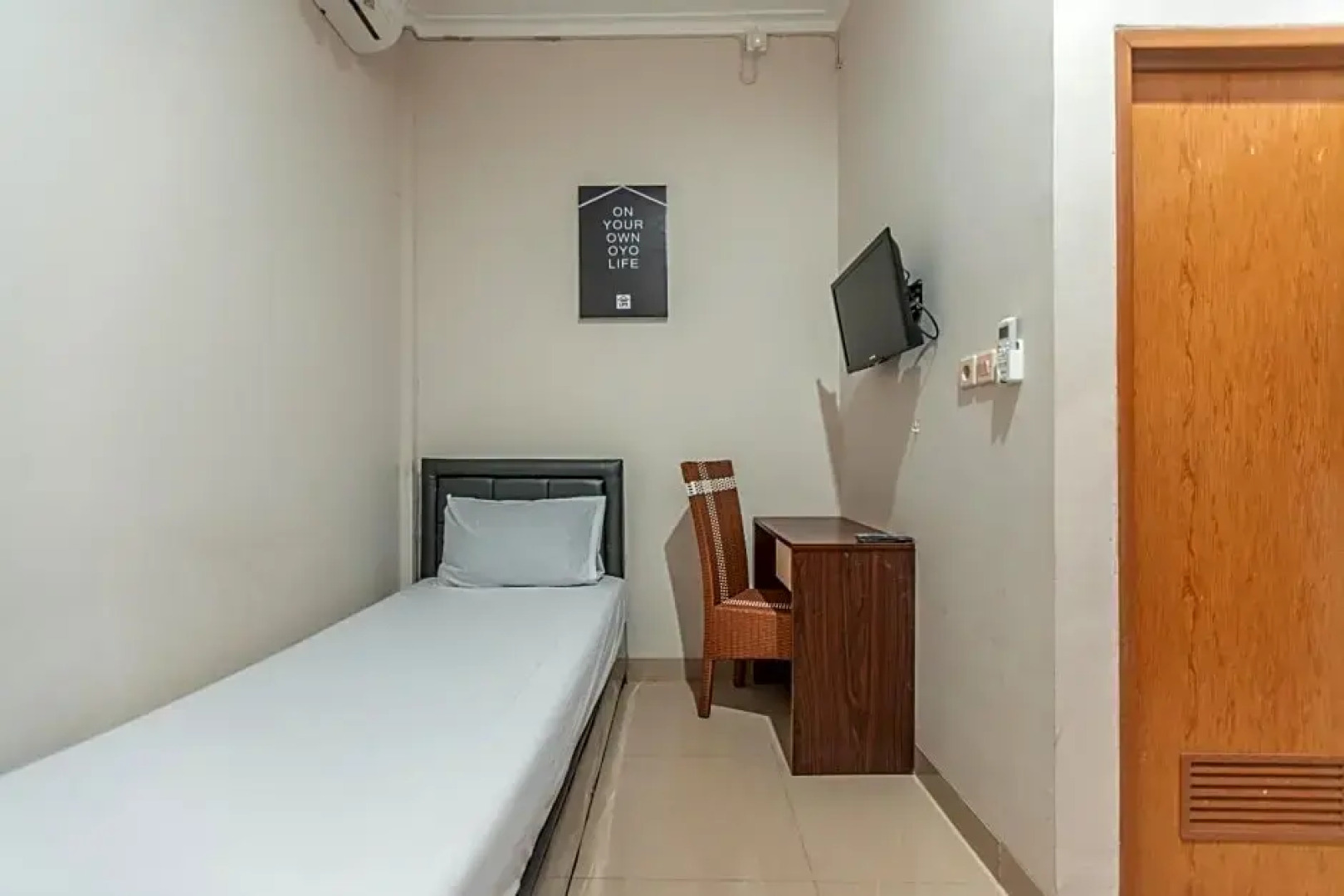 OYO Life 2335 Kos 89