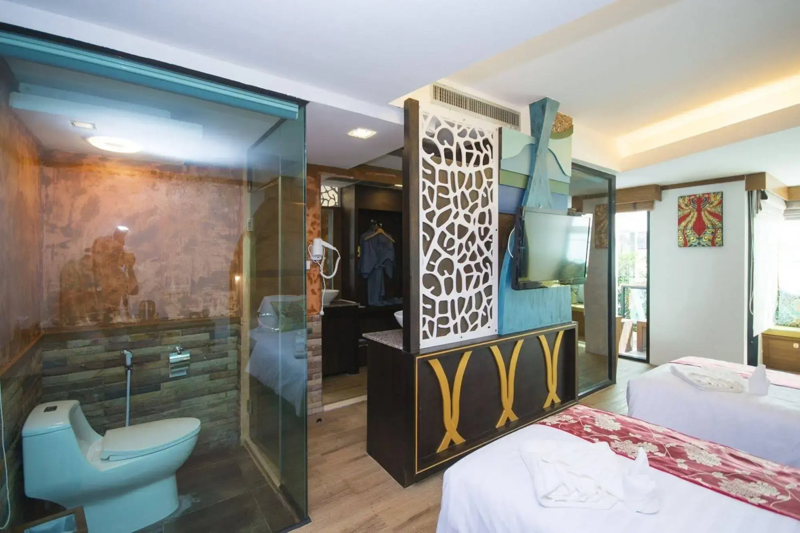 Phi Phi Nice Beach Hotel Hip