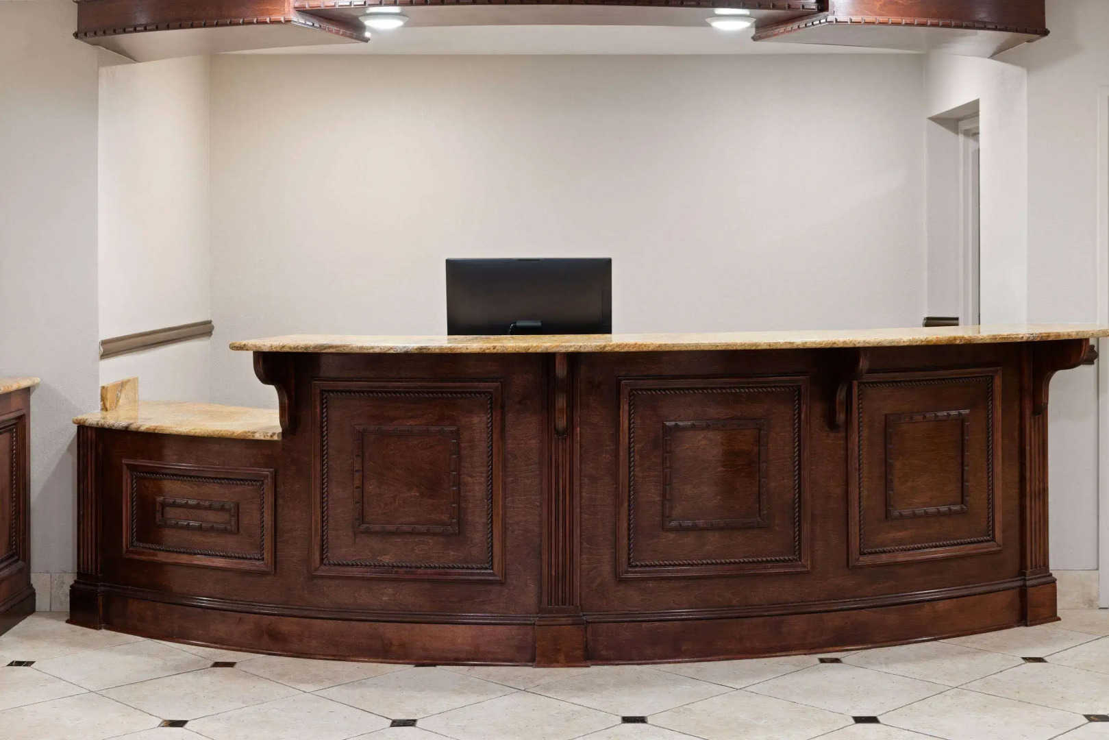 Days Inn By Wyndham Jackson Downtown