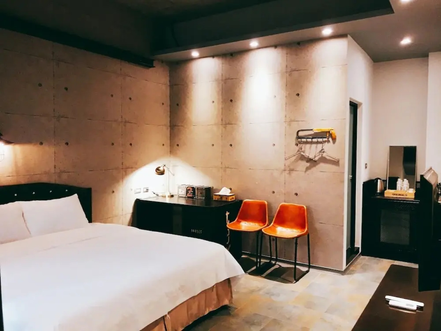 Tung Kang Happiness 168