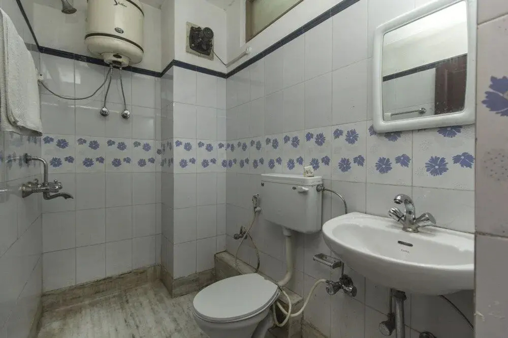 SPOT ON 48821 Hotel Chitra