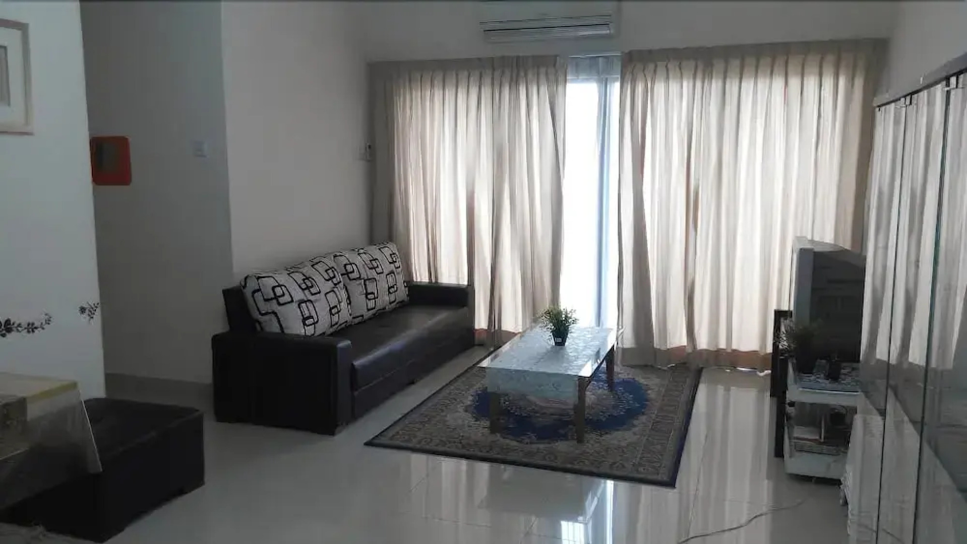 8 O Clock Lodge Condo Bandar Utama