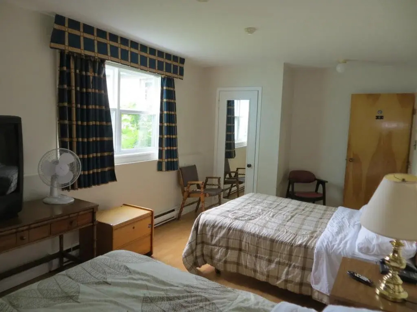 Riverwalk Hotel and Suites