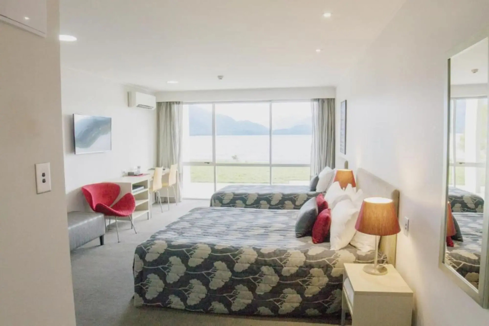 Te Anau Lakeview Holiday Park & Motels
