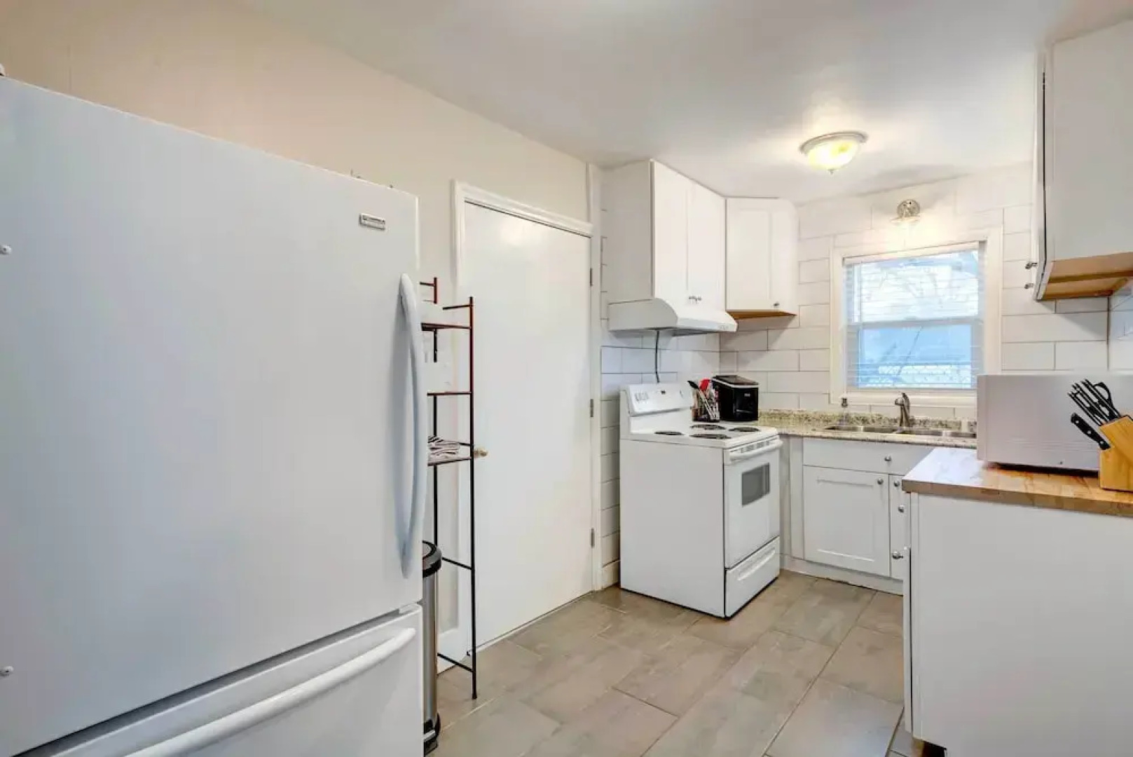 Cozy Ogden Cottage: 1 Mi to Downtown!