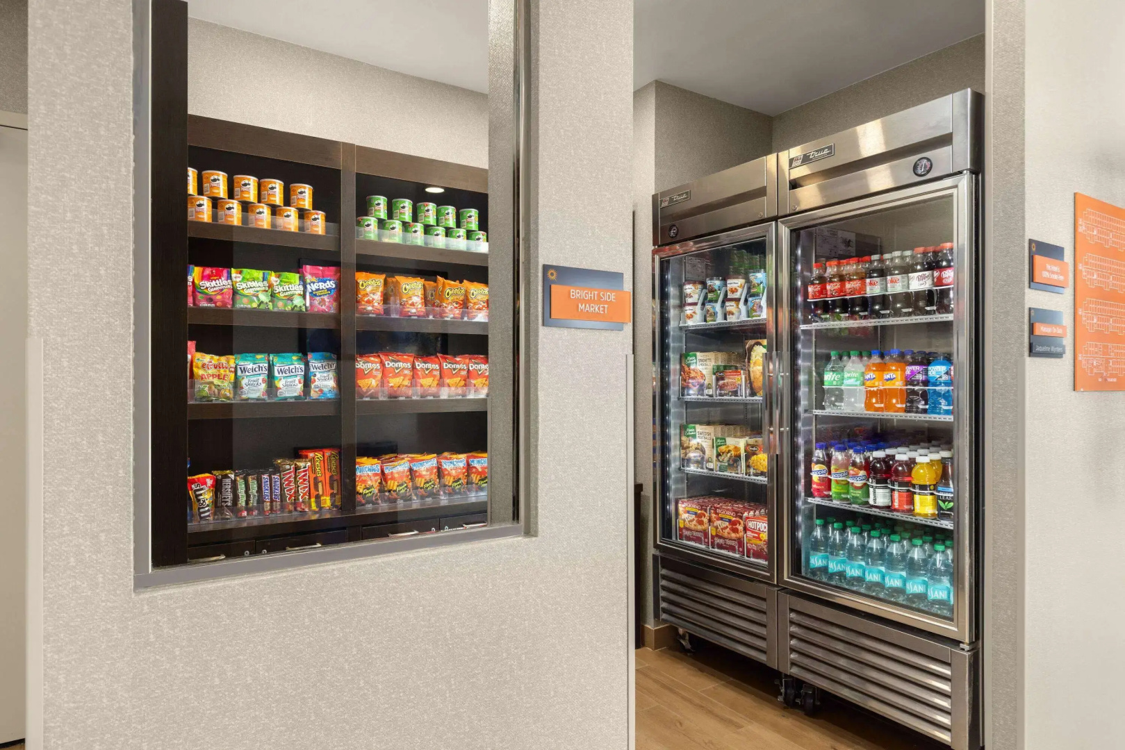La Quinta Inn & Suites by Wyndham Santa Clarita - Valencia