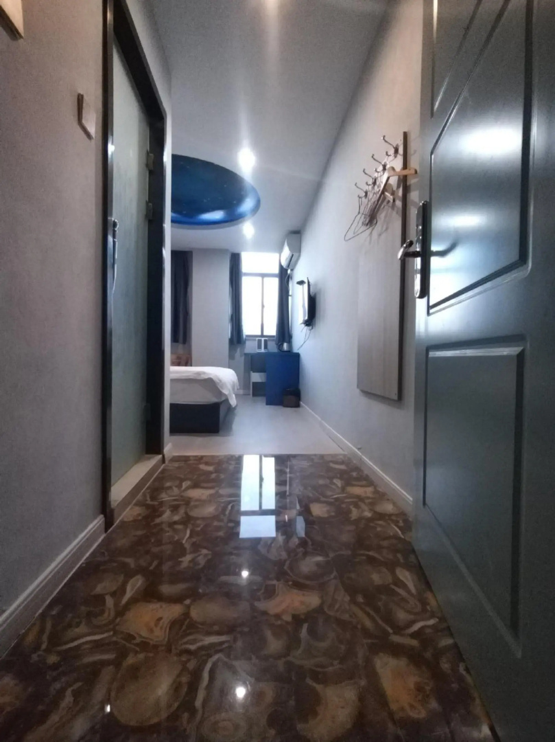 Xingyue Crystal Hotel (Wuhu Dongfang Shenhua Shop)