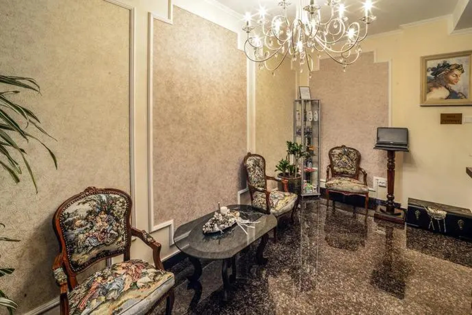 Hotel Aramia