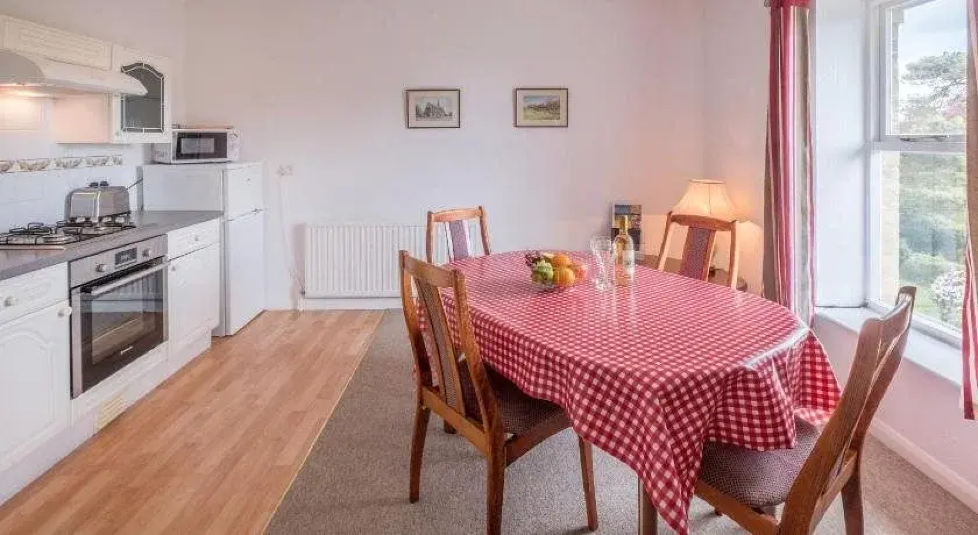 Luccombe Villa Holiday Apartments