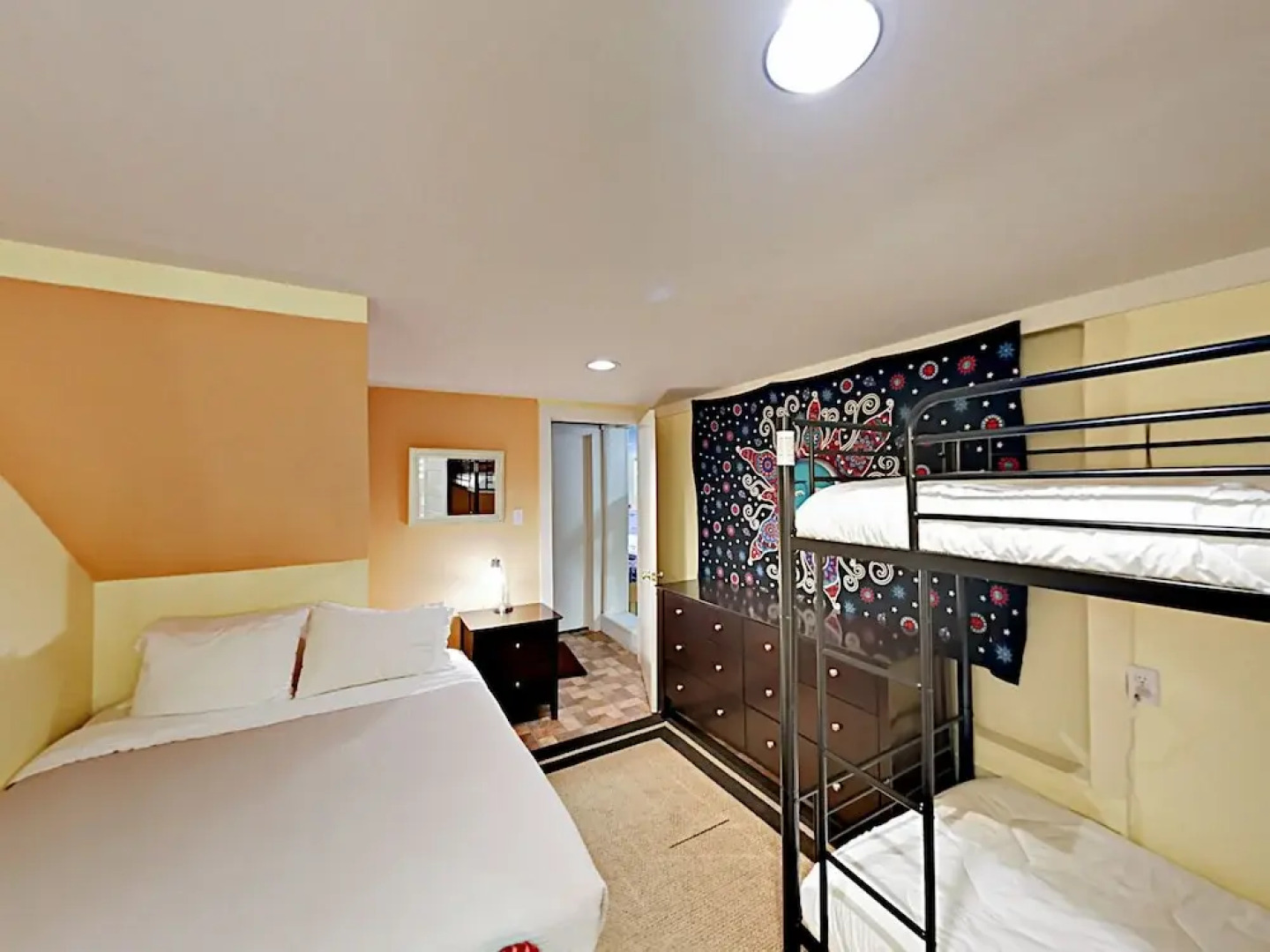 Huge Lake Travis - 4 Bedroom Home