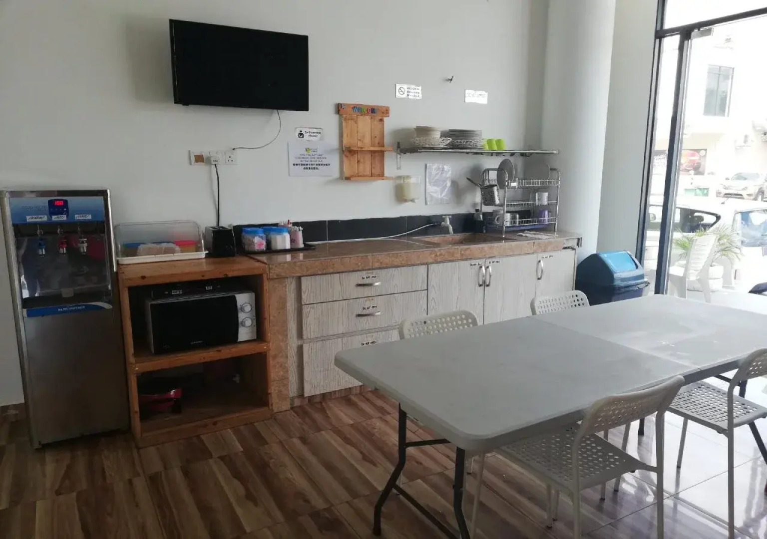 Hotel Zamburger Kota Warisan