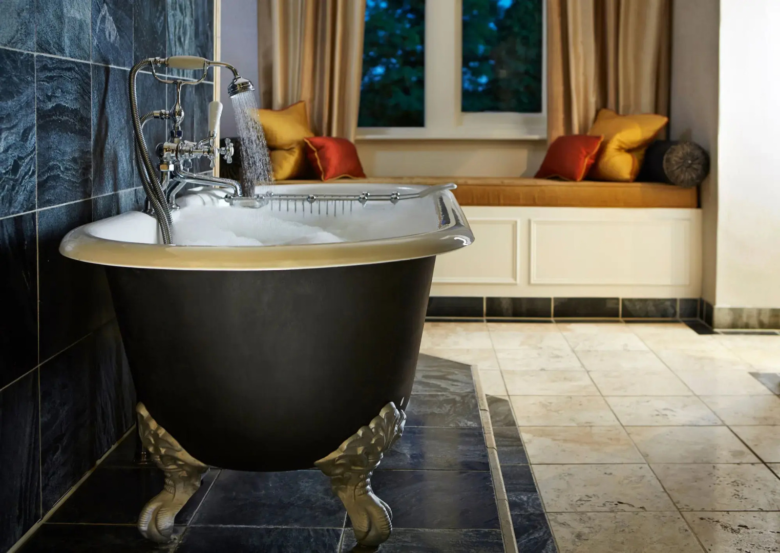 Alexander House And Utopia Spa