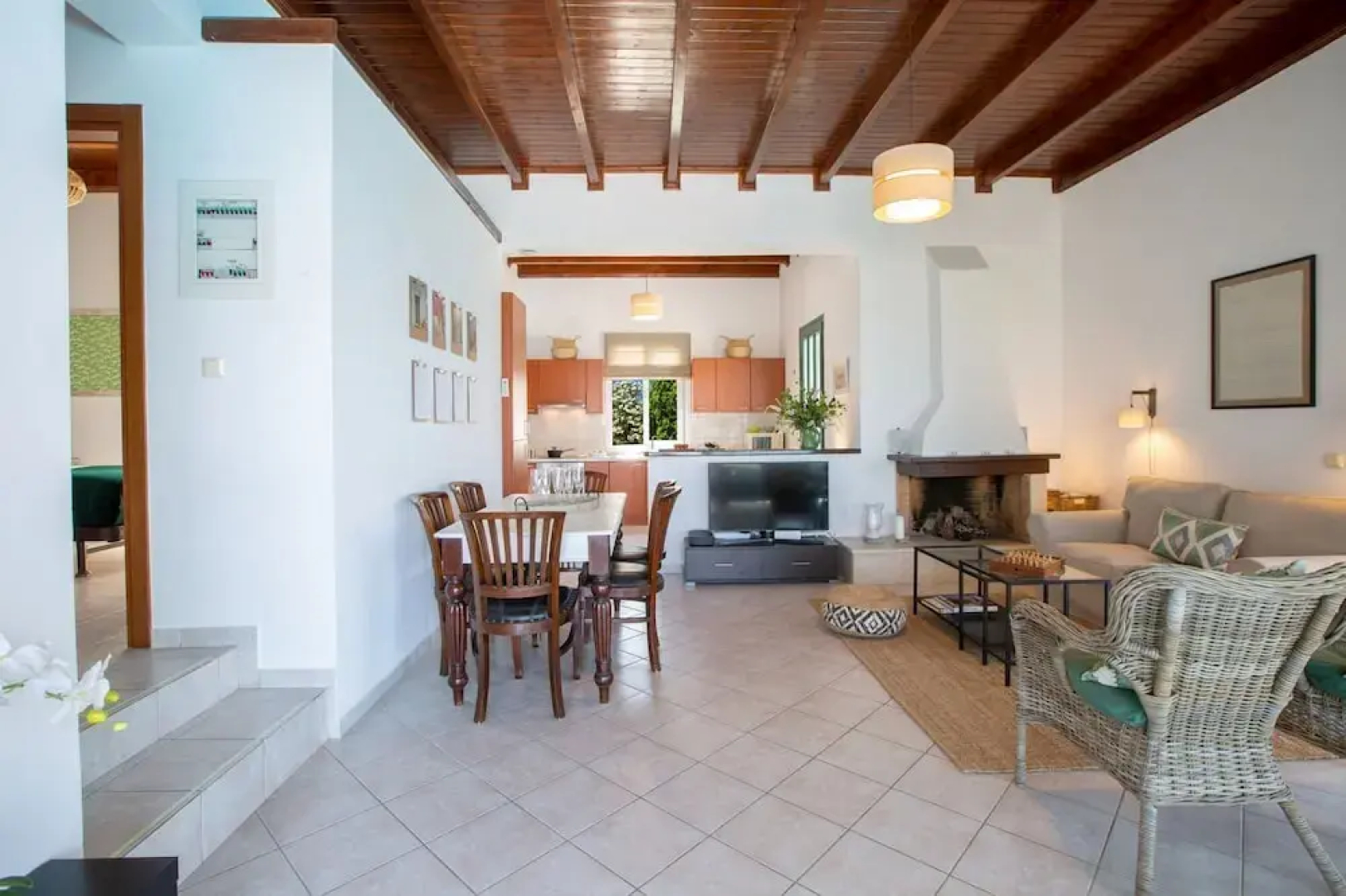 Luxury Villa With Stunning Views in Lefkada