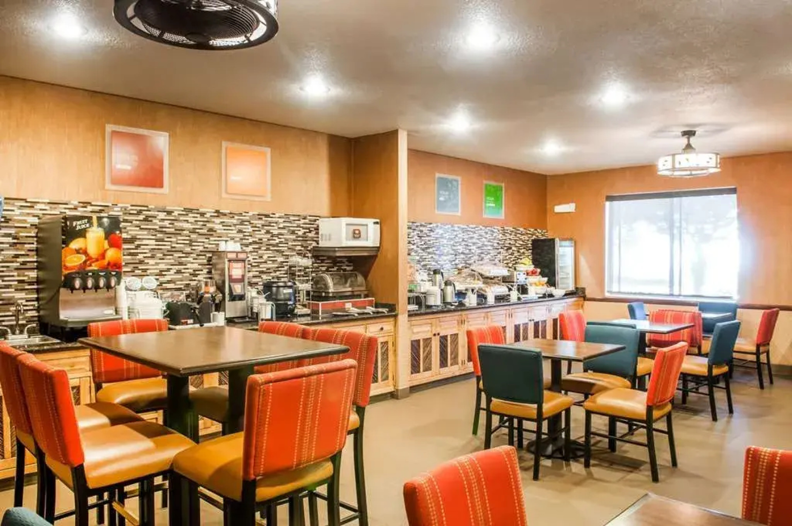 Comfort Suites