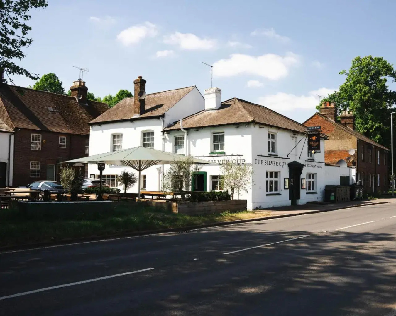 The Silver Cup - Inn